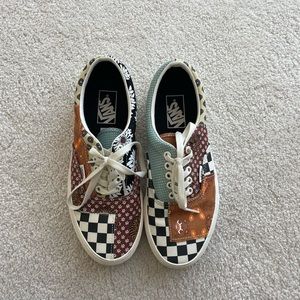 WOMENS VANS